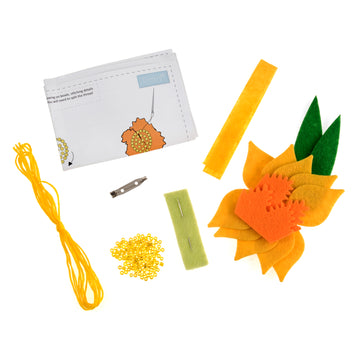 Kit de decoración de fieltro Trimits: broche de narciso, 2 x 6 x 13 cm, incluye fieltro precortado, relleno, cuentas, hilo e instrucciones - 0
