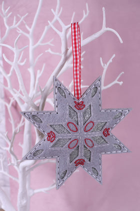 Trimits Felt Decoration Kit Christmas Caravan, 9x12cm, Includes Felt Shapes, Stuffing, Beads, Sequins, Thread, and Pom Poms