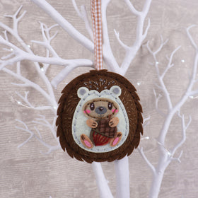 Trimits Felt Decoration Kit Hedgehog, 2x6x13cm, Includes Pre-Cut Felt, Stuffing, Beads, Thread, and Instructions