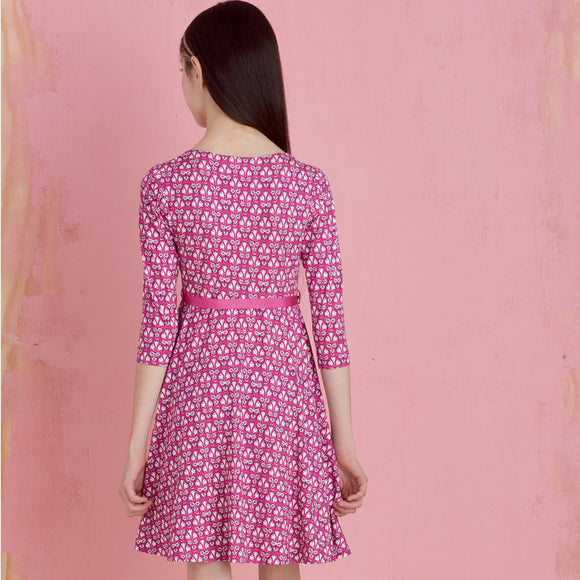 Patrón de costura Simplicity S9322 Vestidos sin cierres para niñas y niños