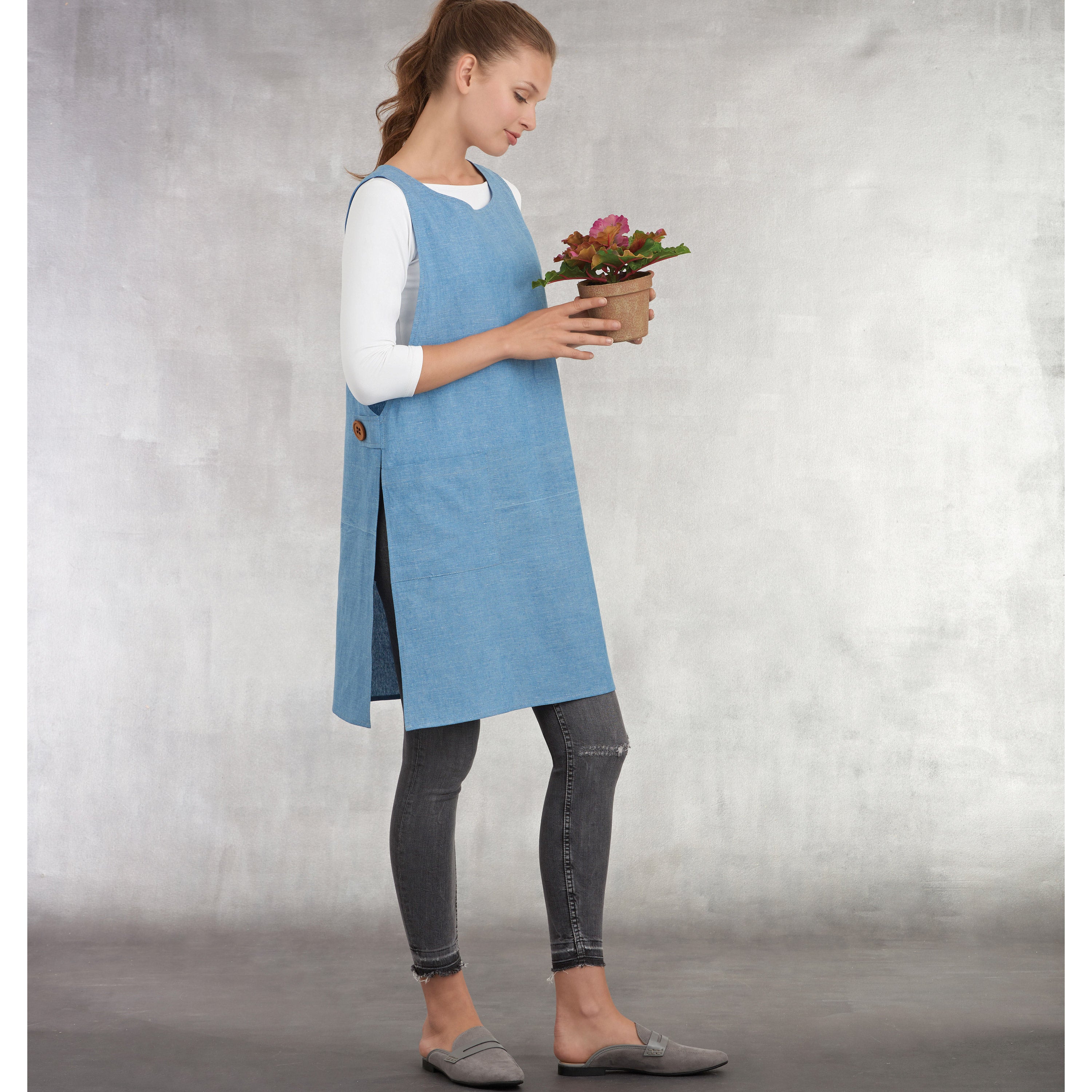 Simplicity Sewing Pattern S9409 Misses' Aprons - 0