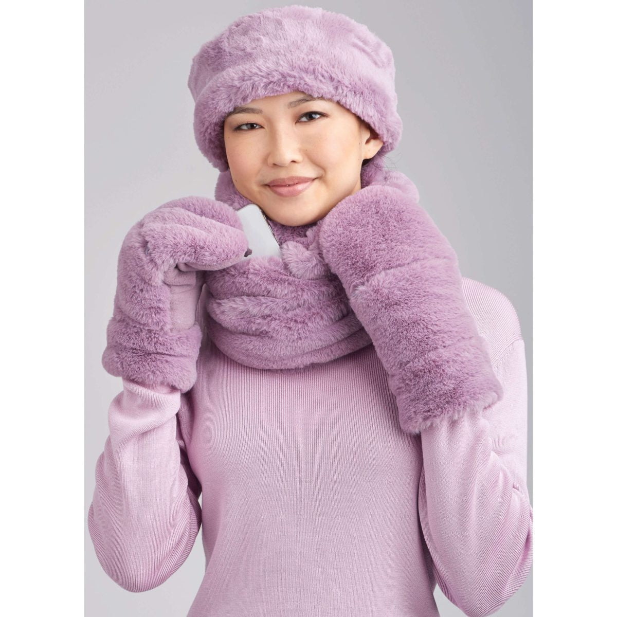 Simplicity Sewing Pattern S9658 MISSES' HATS, HEADBAND, MITTENS IN SIZES S-M-L, COWL AND INFINITY SCARF - 0