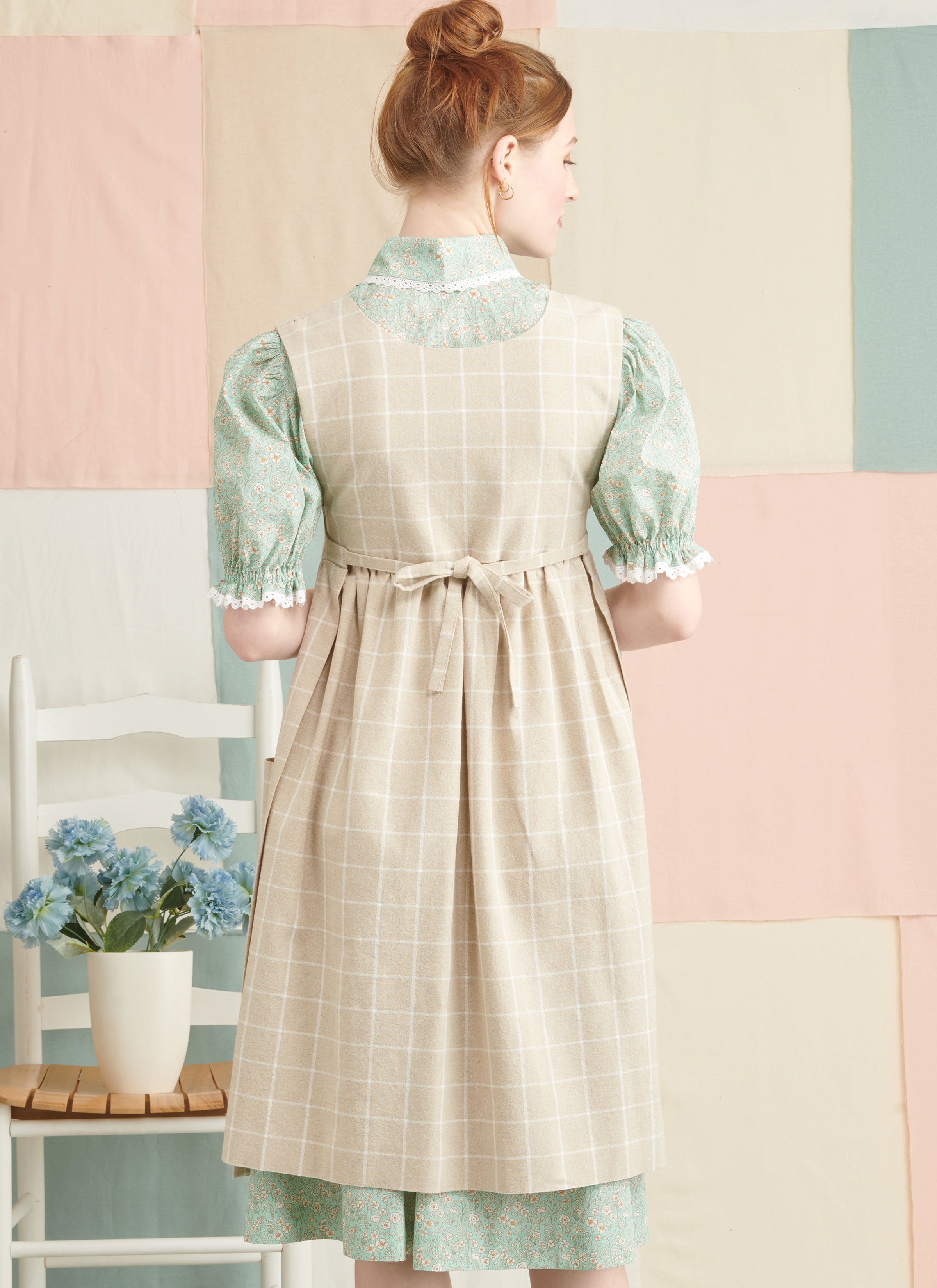 Simplicity Sewing Pattern S9835 MISSES' DRESS AND PINAFORE APRON IN TWO LENGTHS