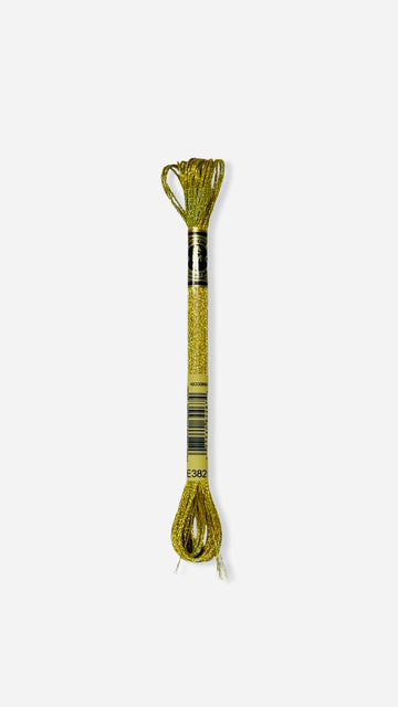Comprar e3821 DMC: Hilo de bordar con efecto de luz metálica: MOULINE METALLISE: 8M