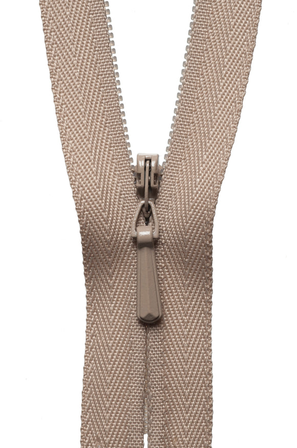 YKK Concealed Zip: 23cm